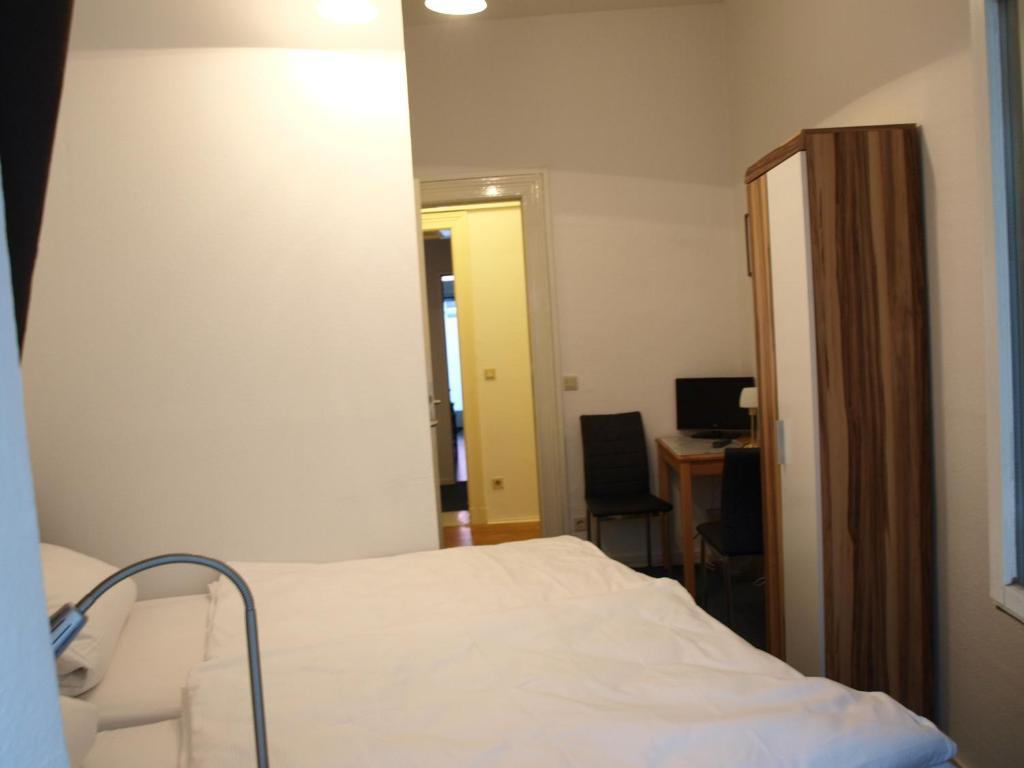 Hotel-Pension Dorma Берлин Номер фото