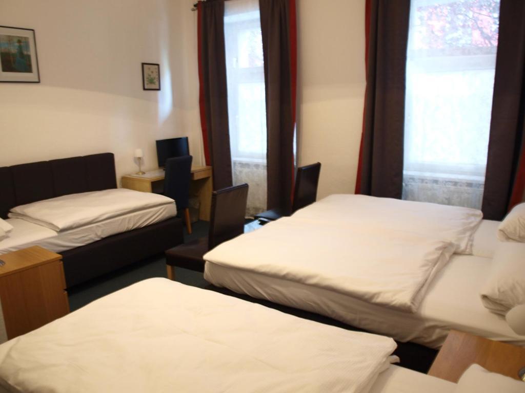 Hotel-Pension Dorma Берлин Номер фото