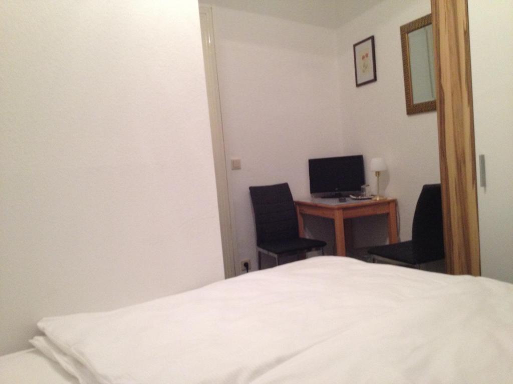 Hotel-Pension Dorma Берлин Номер фото