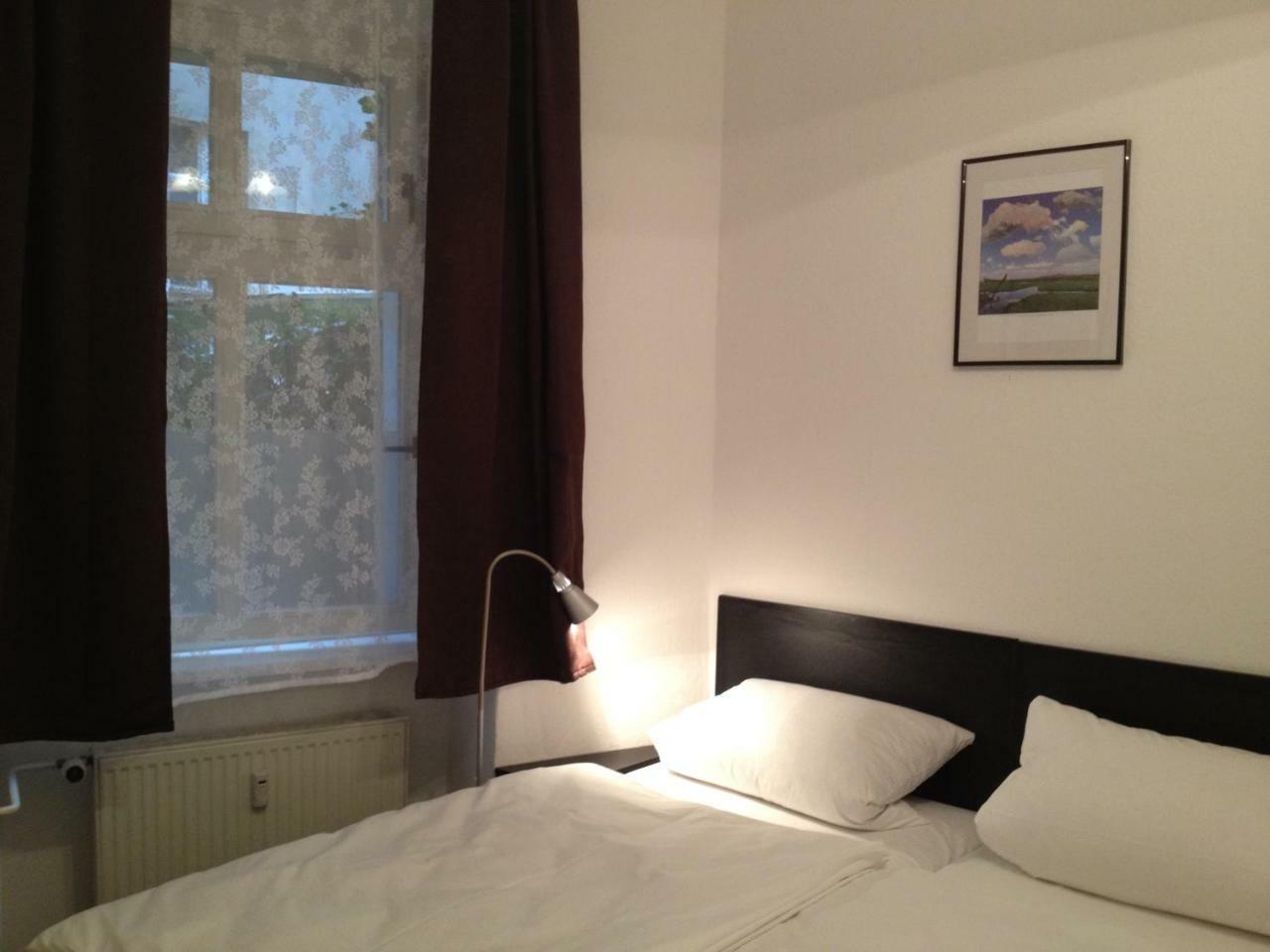 Hotel-Pension Dorma Берлин Экстерьер фото